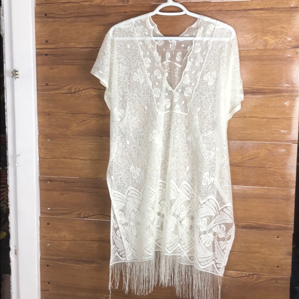 Beautiful crochet swimwear cover up for women - Picture 7 of 10